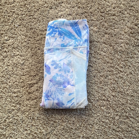 ivivva leggings - Picture 1 of 3